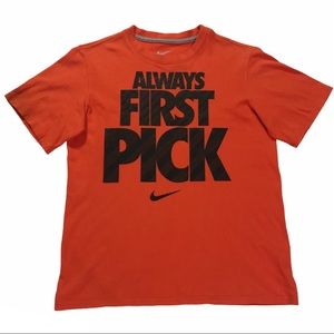 Boys Nike Tshirt Medium Orange
